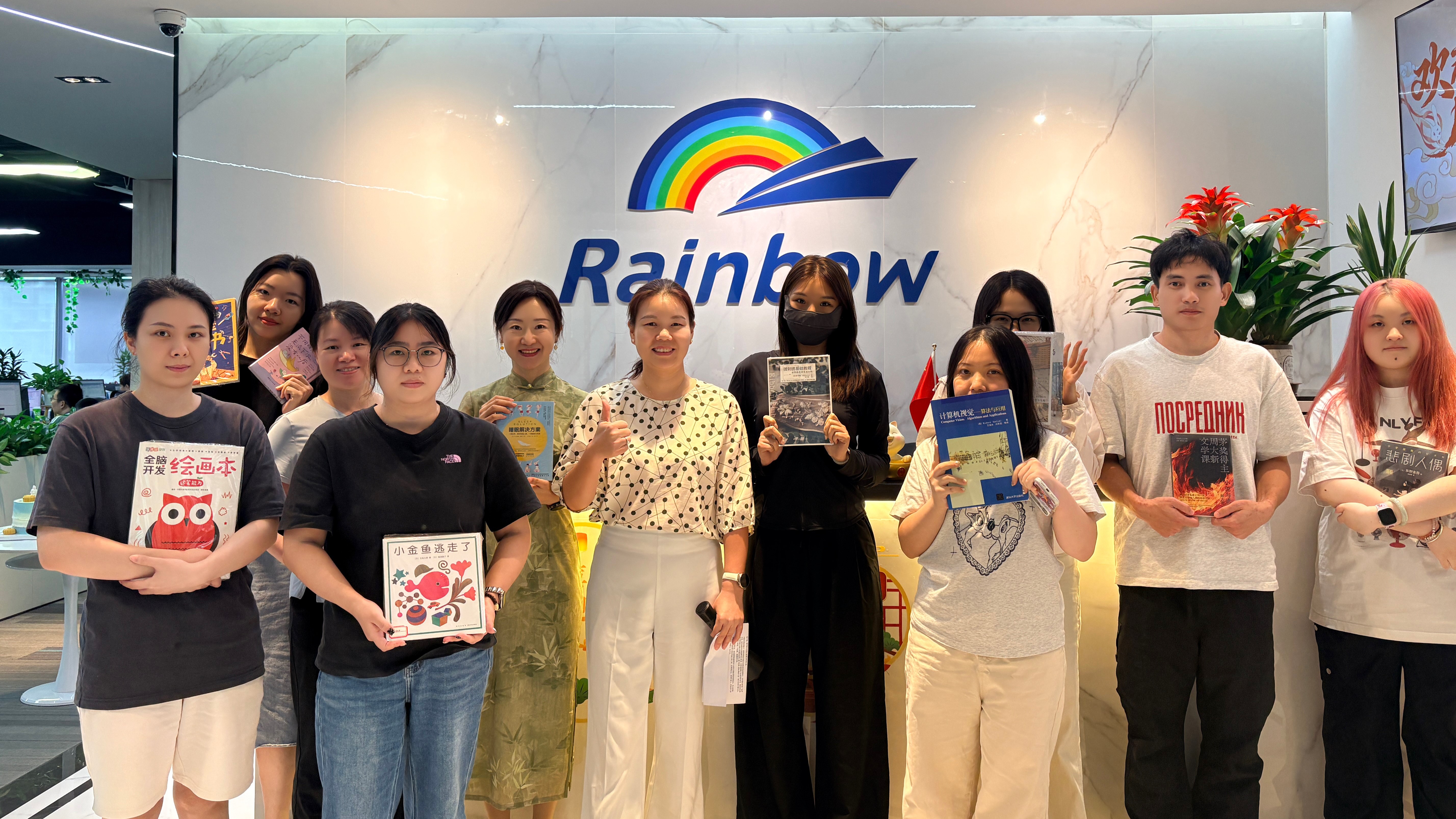 A Full Moon Mid-Autumn, Celebrating National Day | Mid-Autumn Moments with Rainbow Logistics